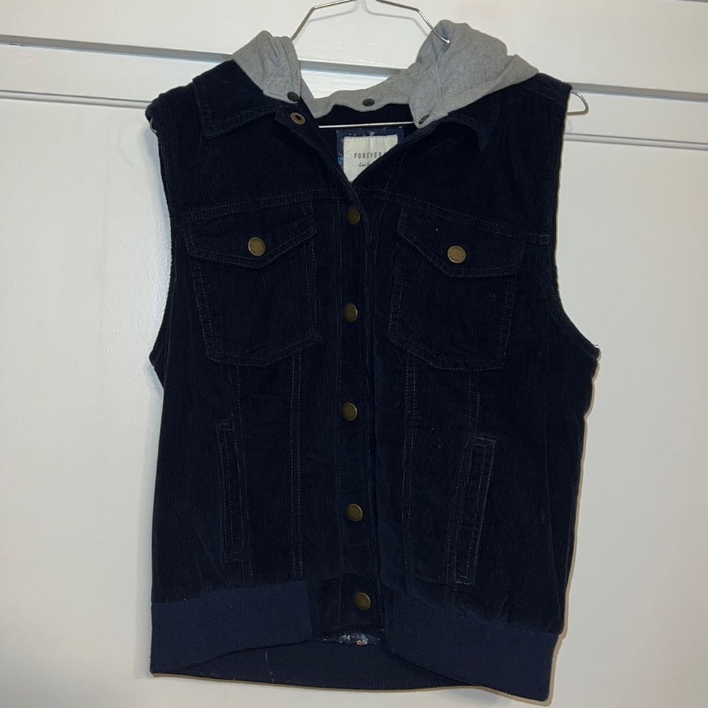 Dark blue vest